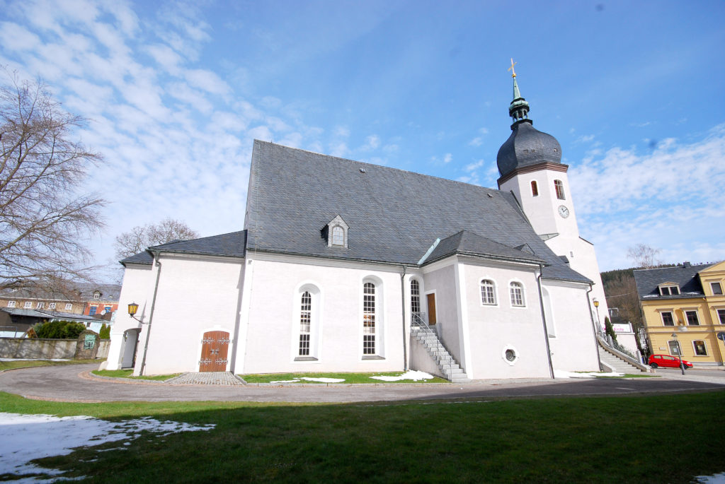 Kirche Olbernhau Außenansicht - linke Seite
